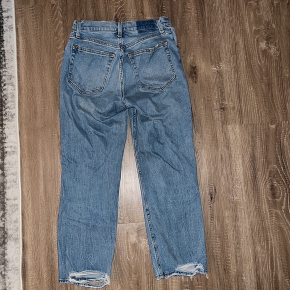Abercrombie & Fitch Ultra High Rise Ankle Straight Jean- 26/2 short- medium wash - Picture 4 of 4
